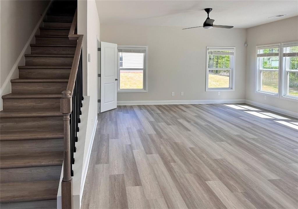 Building Photo - 40 Hill Ln