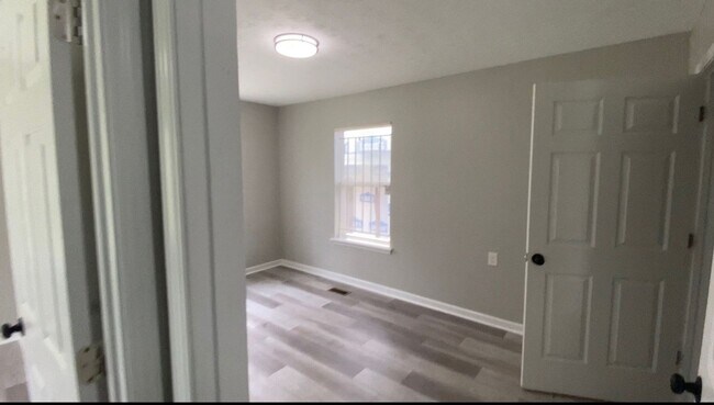 Foto del edificio - 403 Elm St NW