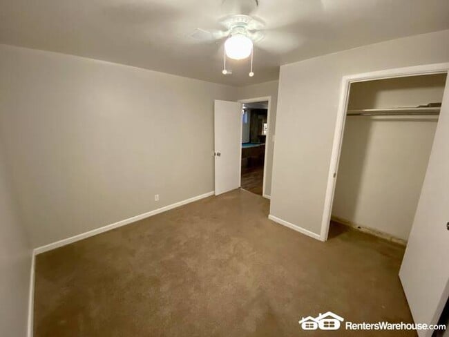 Building Photo - Beautifully Renovated 3 Bed 2 Bath