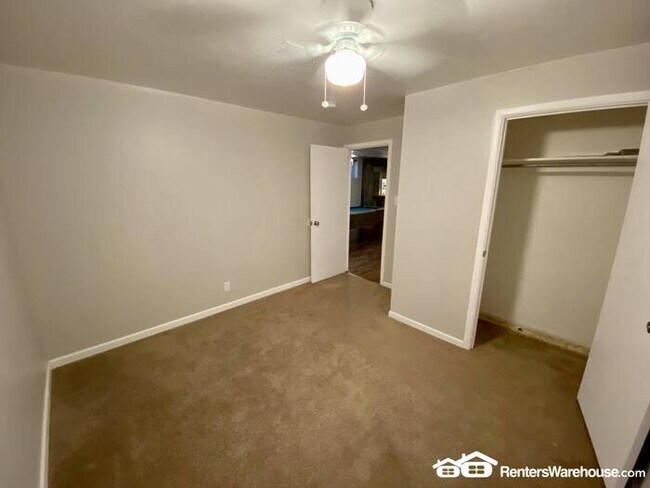 Foto del edificio - Beautifully Renovated 3 Bed 2 Bath
