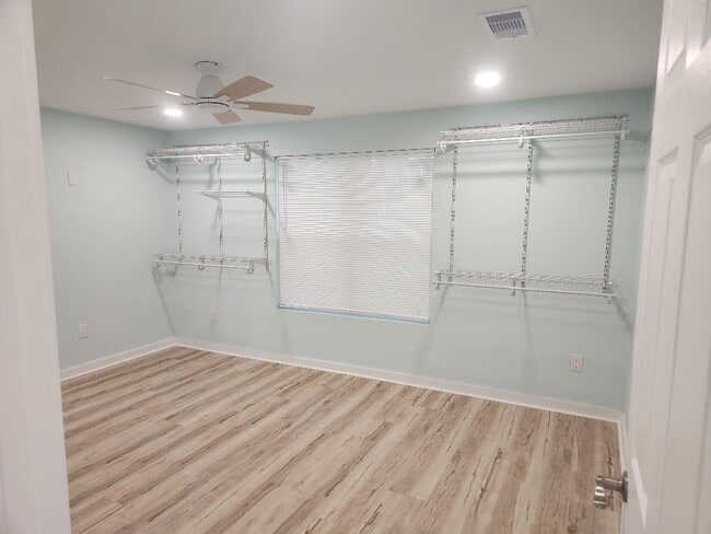 Building Photo - 6222 S. F. Austin Road