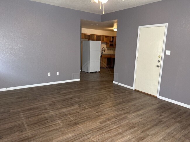 Building Photo - 309 S 42nd St