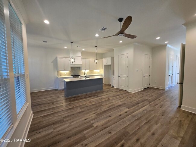 Building Photo - 425 Heart D Farm Rd