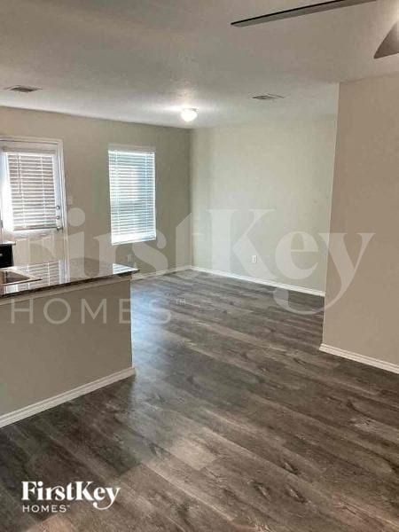Building Photo - 31582 Acacia Vis