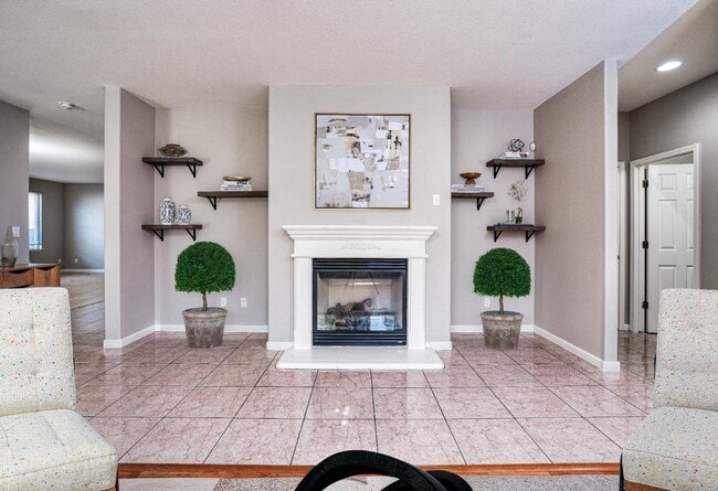 Foto del edificio - Perfect 6/3 Clovis Home for Large Family!