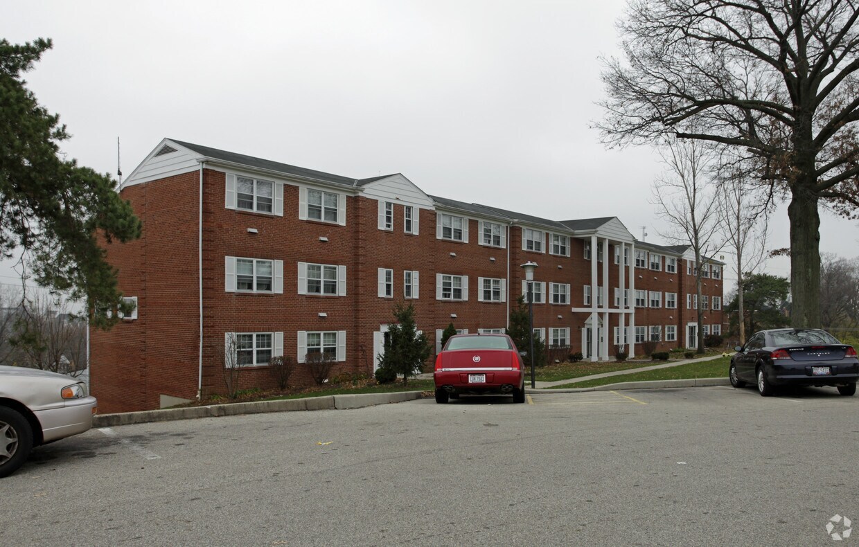 Primary Photo - 1003 Grand Ave