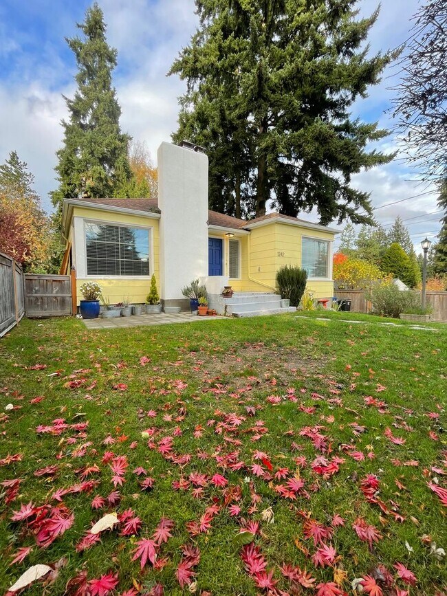 Foto del edificio - Sweet Maple Leaf Home for Lease