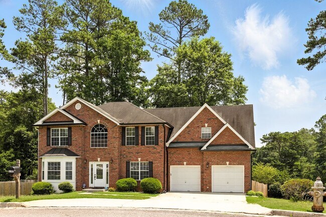 Foto del edificio - 5745 Crystal Springs Way