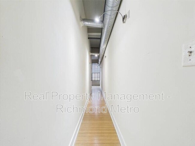 Foto del edificio - 815 Perry St