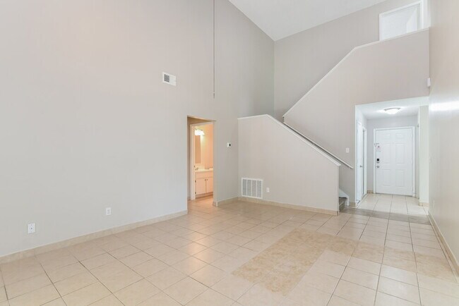 Building Photo - 4728 Alexis Dr