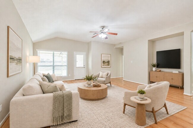 Foto del edificio - 8331 Loetsch Ridge Way