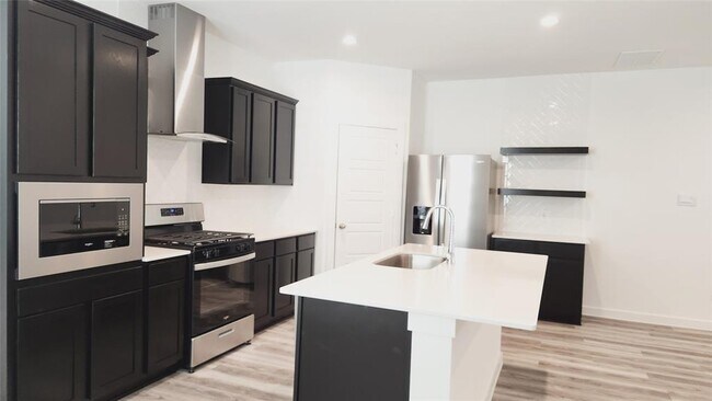 Building Photo - 3217 Creston Gate Dr
