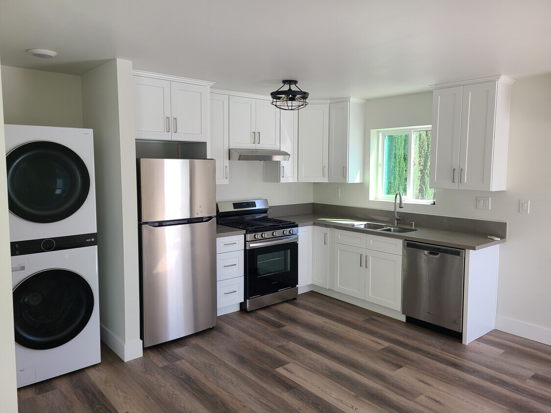 Foto principal - 19113 Bessemer St