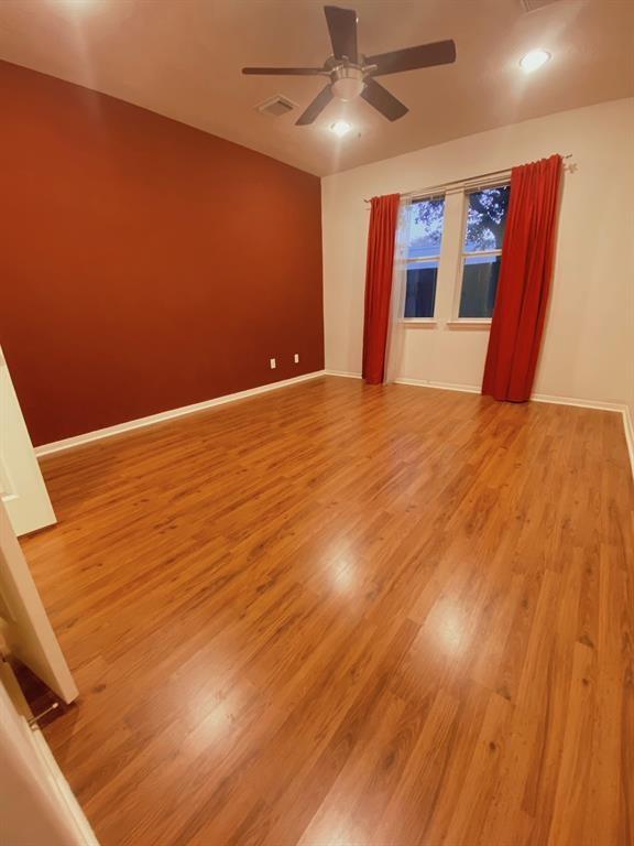 Foto del edificio - 2915 Meadowglen Cove