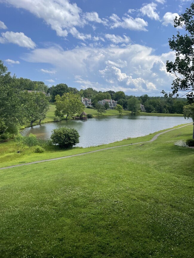 Building Photo - 2114 Deer Run