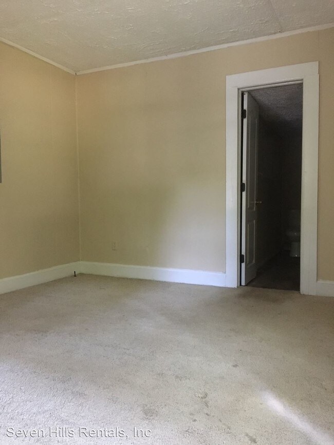 Foto del edificio - 1319 Cave Spring Rd SW