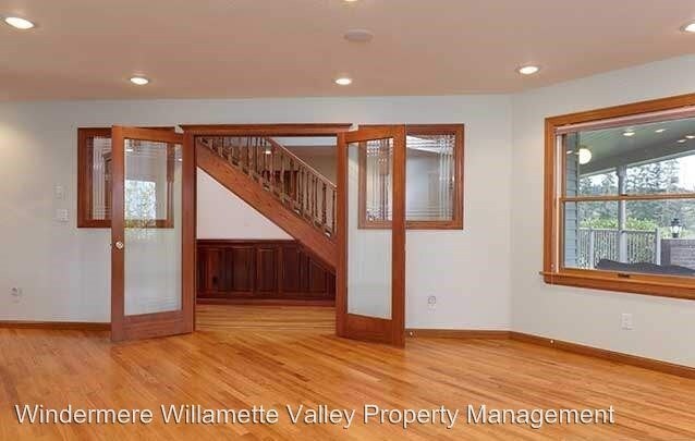 Building Photo - 5 br, 4.5 bath House - 2709 Chapel Drive