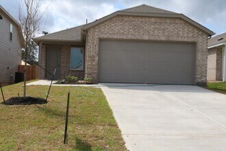 Building Photo - 25303 Leather Leaf Ct