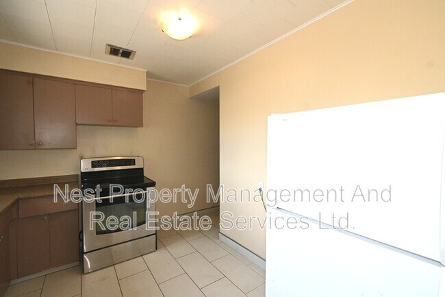 Photo du bâtiment - 588 Central St E