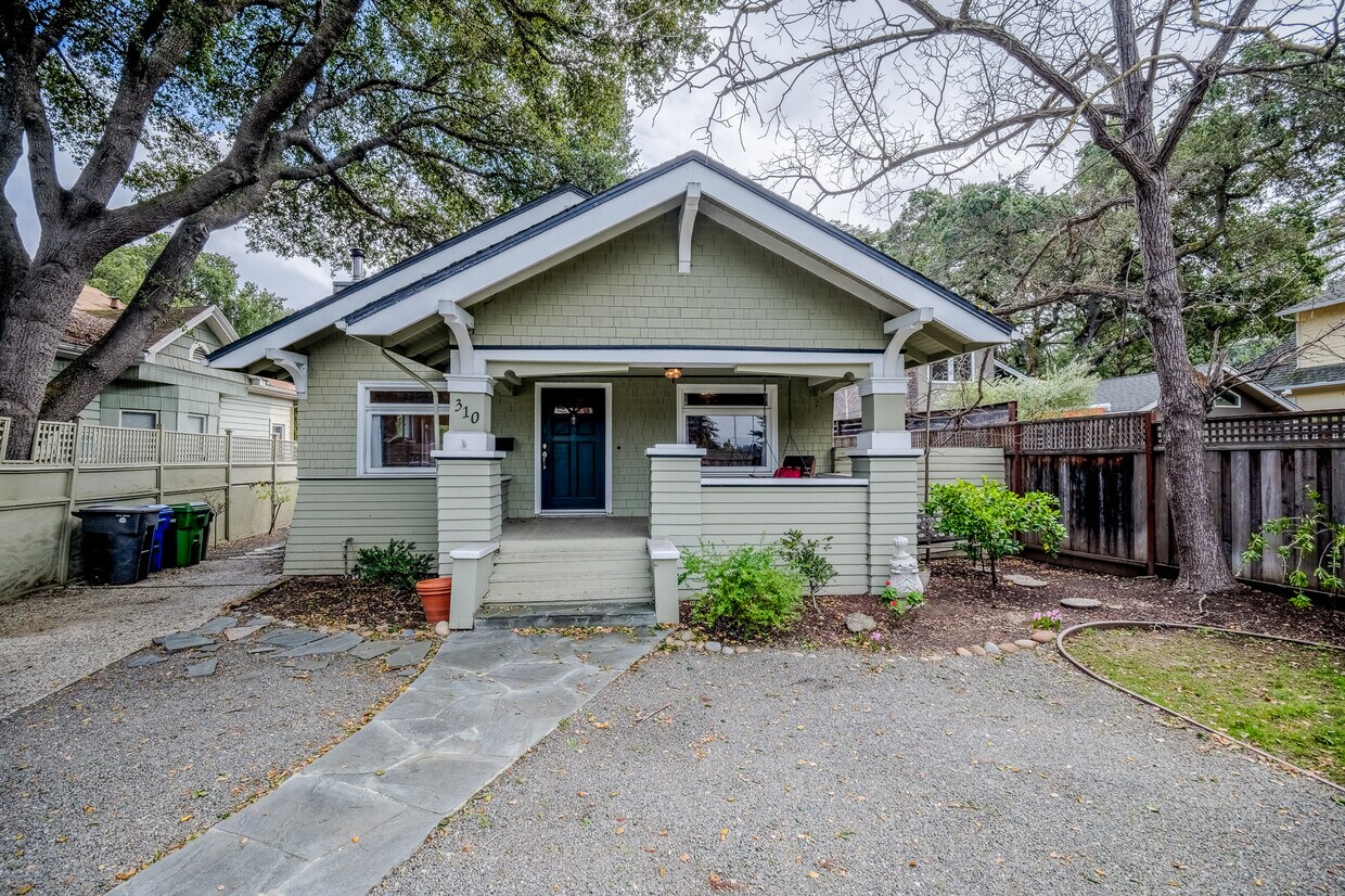 Primary Photo - 310 Los Gatos Blvd