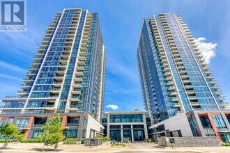 Building Photo - 55-455 Eglinton Ave W