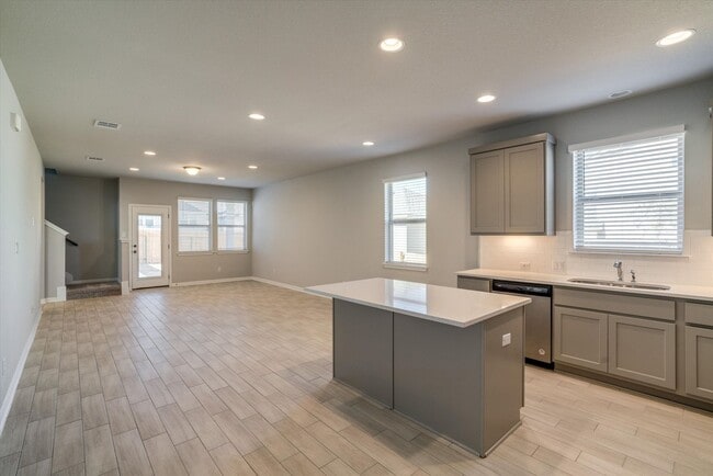 Building Photo - 2705 Brushwood Mdw