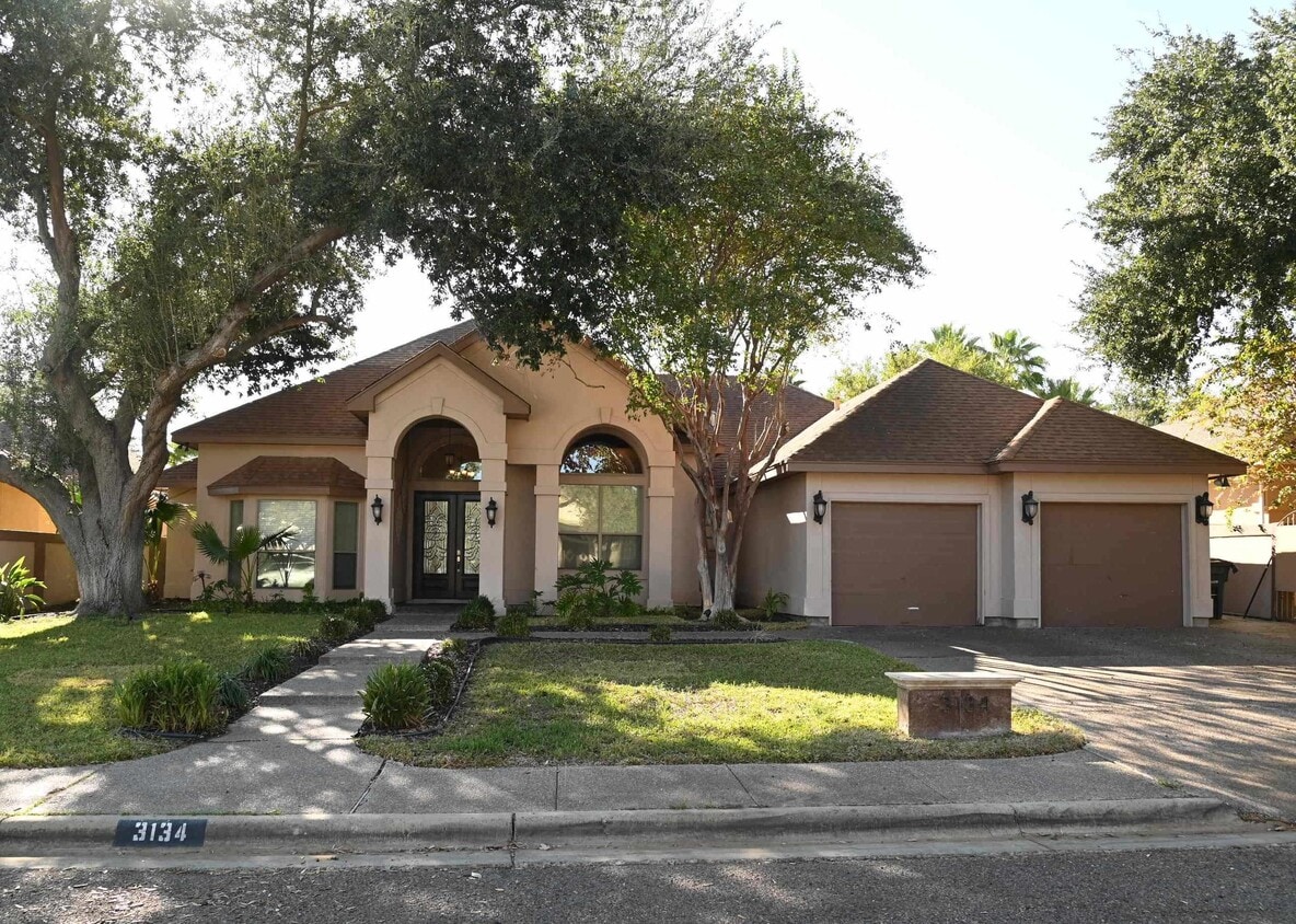 Primary Photo - 3134 Homer Dr