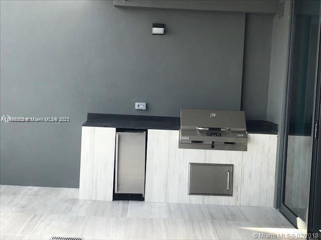 Foto del edificio - 1451 Brickell Ave