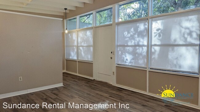 Building Photo - 1 br, 1 bath House - 60 Yacht Club Drive 15