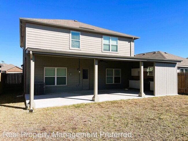 Building Photo - 5 br, 2.5 bath House - 10910 Hillside Cree...