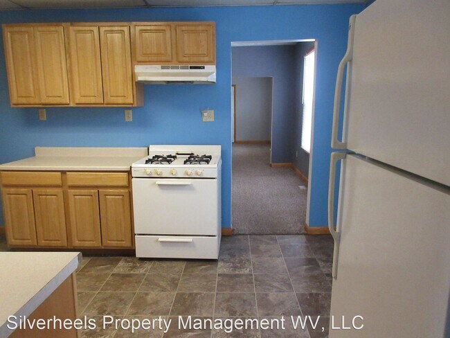 Building Photo - 3 br, 1.5 bath House - 1522 Park Avenue