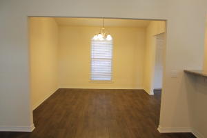 Building Photo - 7861 Pleasant Oak Ave