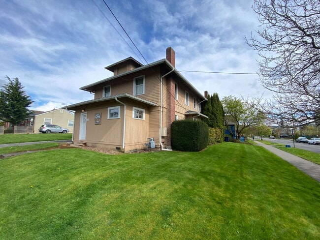 Foto del edificio - Walk to Downtown & Waterfront from Lettered Streets | 1BR Gem for $1,400/mo