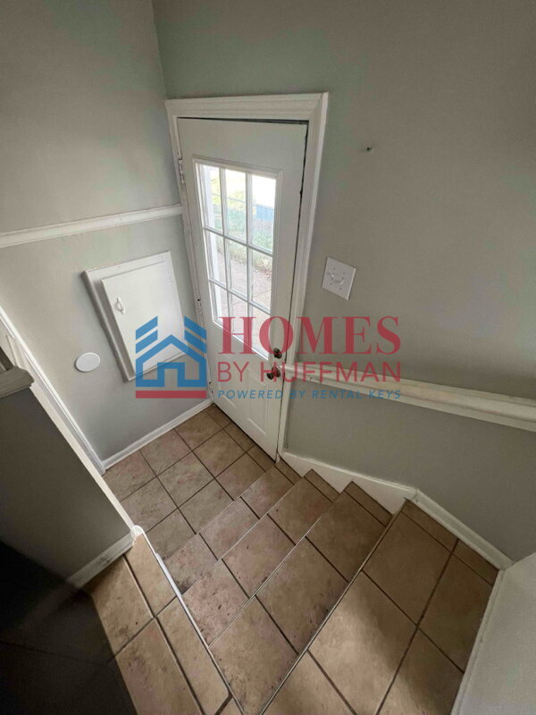 Foto del edificio - Two Bedroom House | Move-In Ready