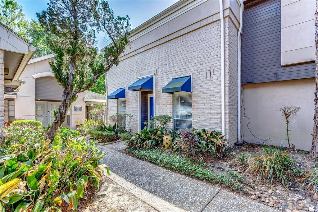 Primary Photo - 8001 Woodway Dr
