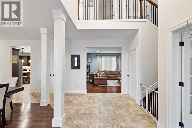 Photo du bâtiment - 1665 Lansdowne Ave