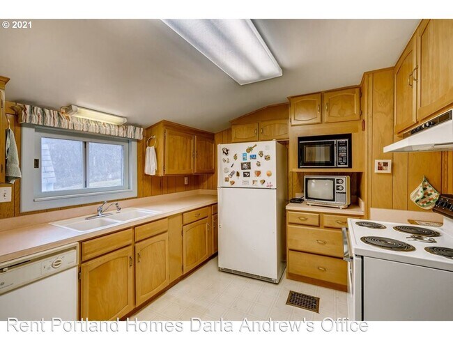 Building Photo - 1 br, 2 bath House - 8545 SW Barnes Rd