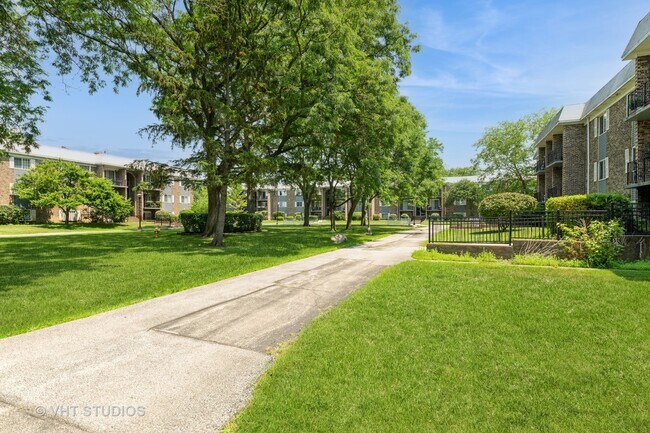Foto del edificio - 1511 N Windsor Dr