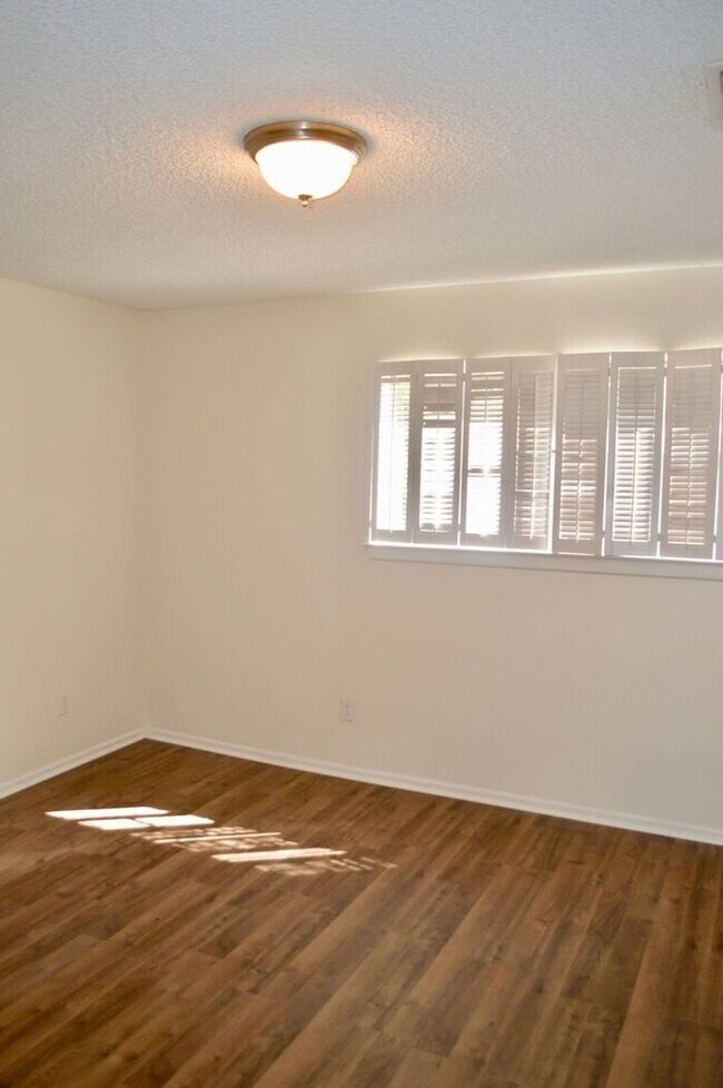 Foto del edificio - Charming 3 bed 2 bath home in Castle Hills