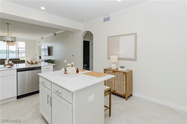 Building Photo - 5555 Double Eagle Cir