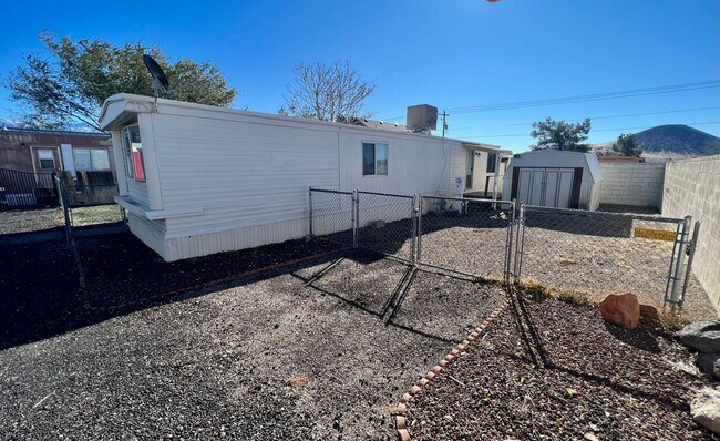 Building Photo - 2 Bedroom in Veyo