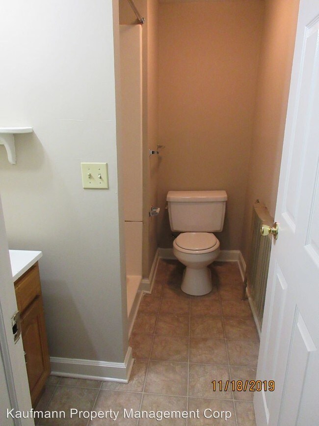 Foto del edificio - 236 E Dewald St