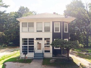 Building Photo - 33 Dane Ave