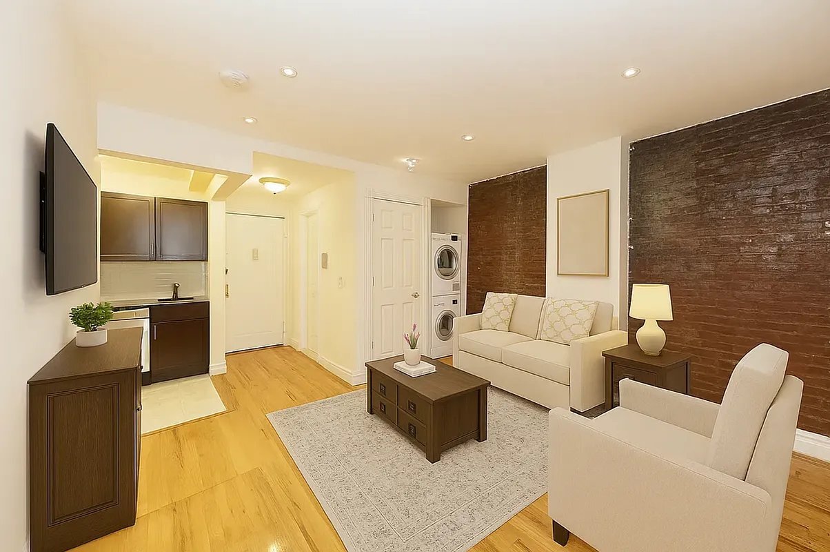 Foto principal - 324 W 14th St