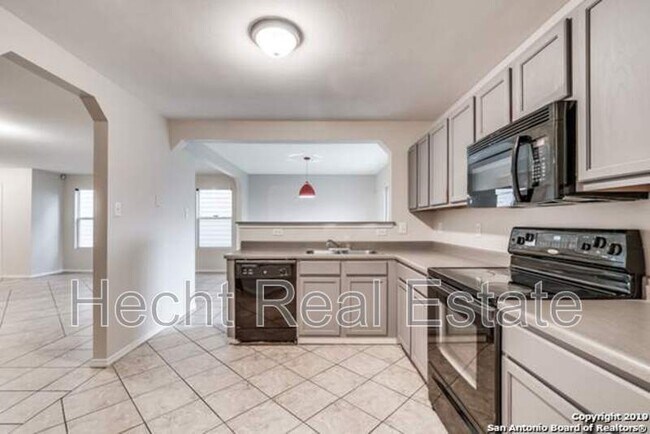 Building Photo - 210 Mallow Grove