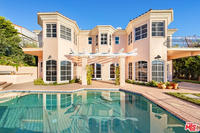 Foto del edificio - 1415 Cuesta Linda Dr