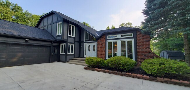 Foto del edificio - 25624 Woodpath Trl