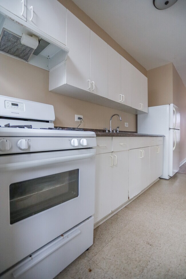 Foto del edificio - 4850 N Magnolia Ave