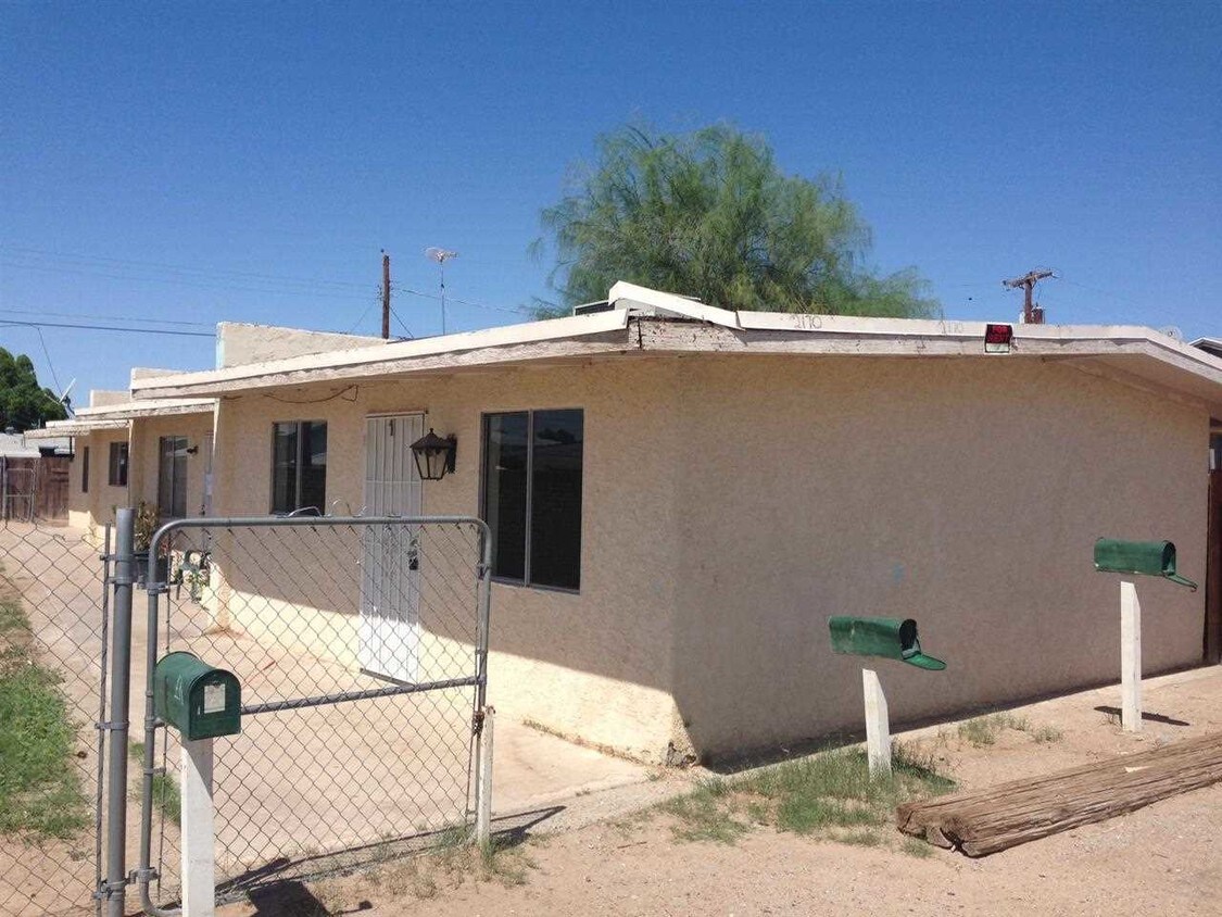 2170 S Walnut Ave, Yuma, AZ 85364 Apartment for Rent in Yuma, AZ