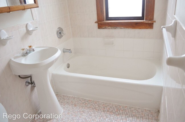 Foto del edificio - 411 Franklin Ave